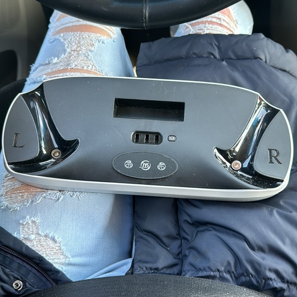 ONLY BASE🚨Charging Station for PS VR2, Kannino PS VR2 Controller Charging Dock - Picture 8 of 8